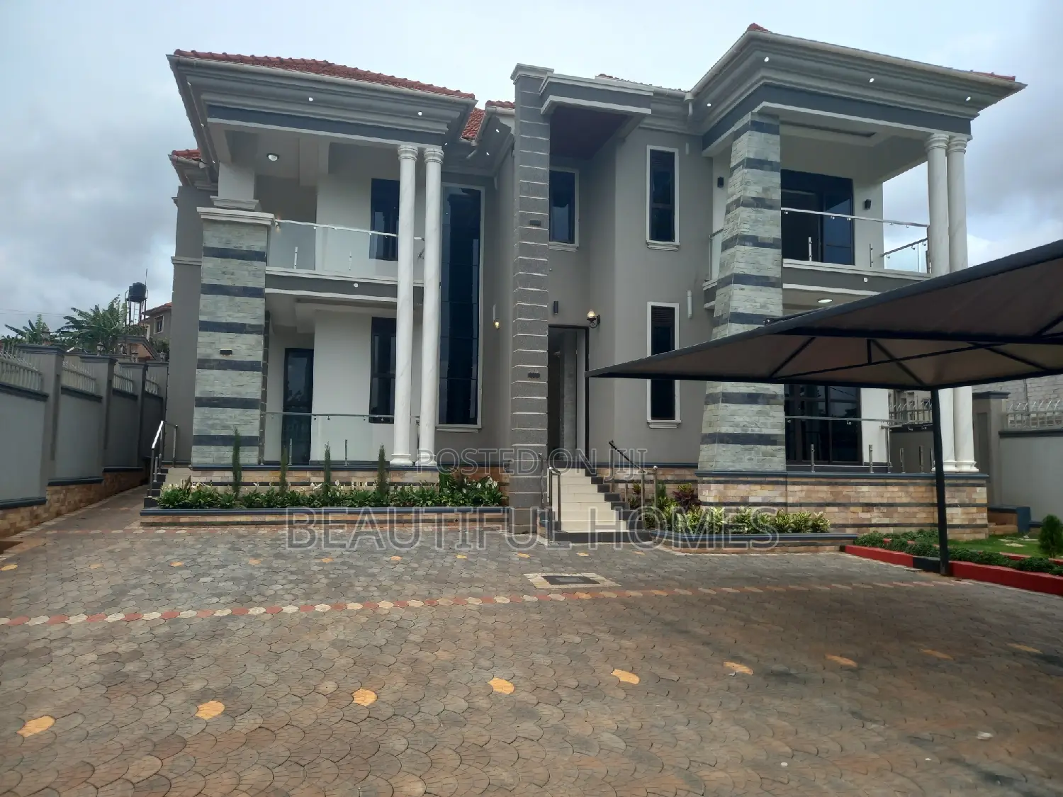 Furnished 6bdrm Duplex in Kira, Central Division for sale
