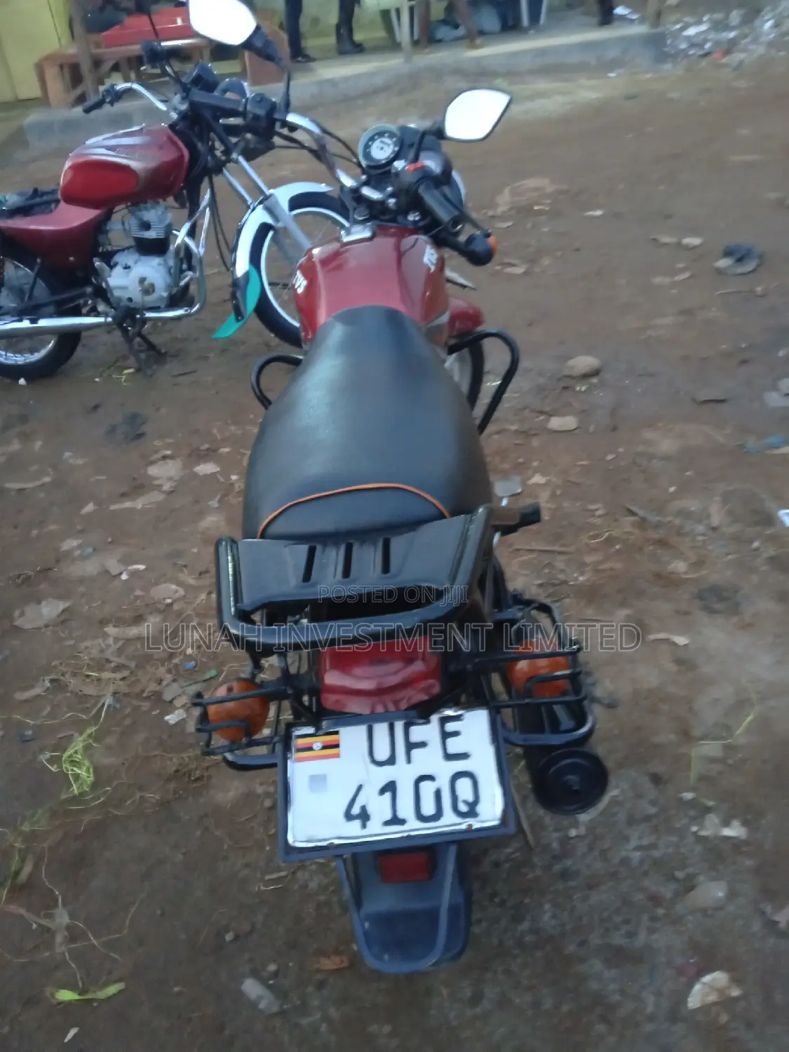 TVS HLX 125 2023 Red