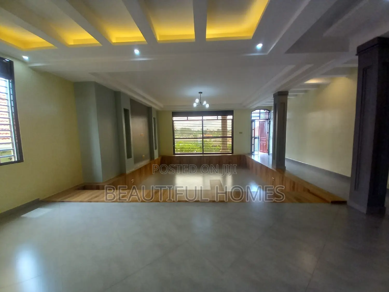 Furnished 6bdrm Mansion in Kira, Central Division for sale