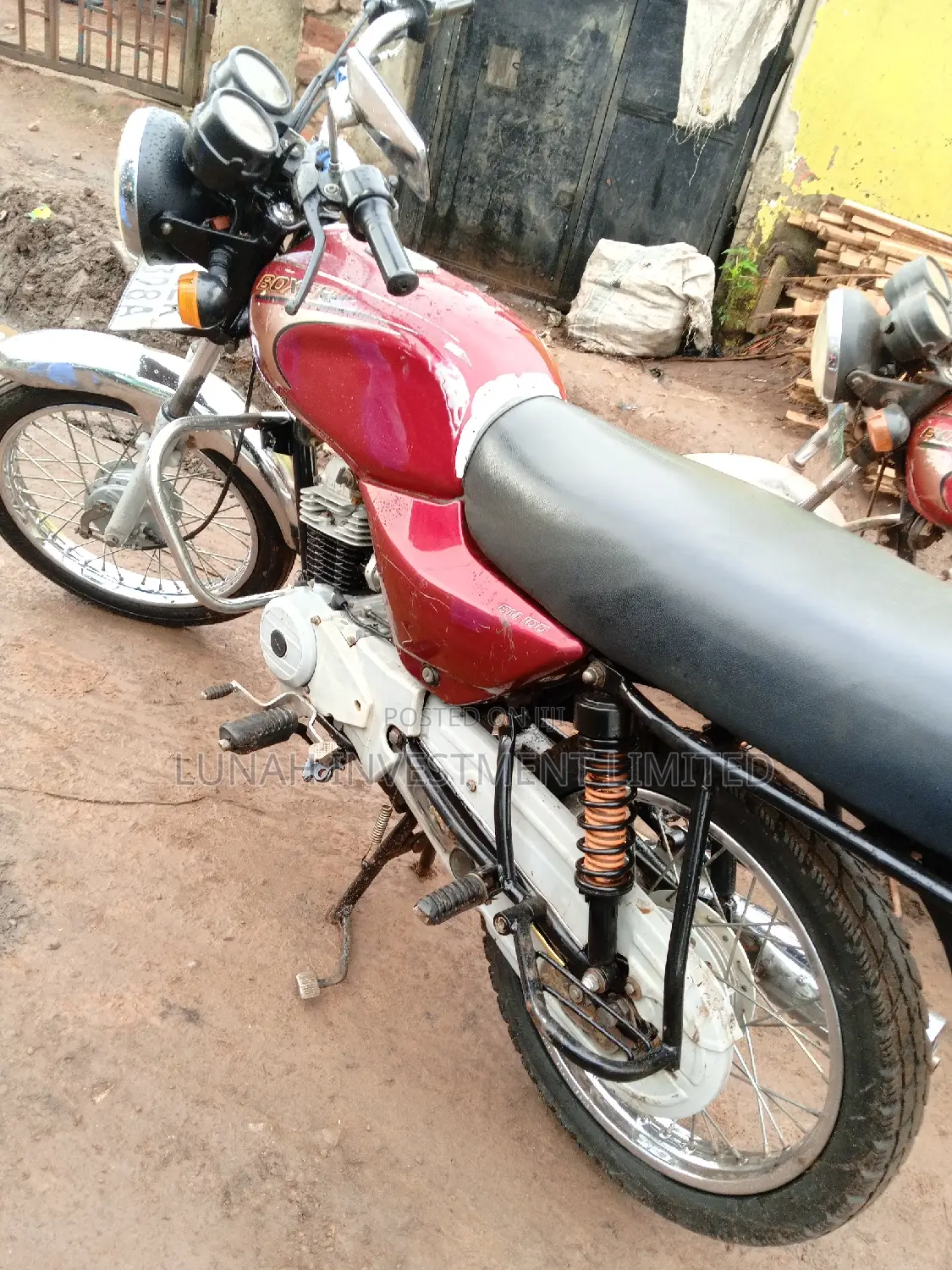 Bajaj Boxer 100 2021 Red