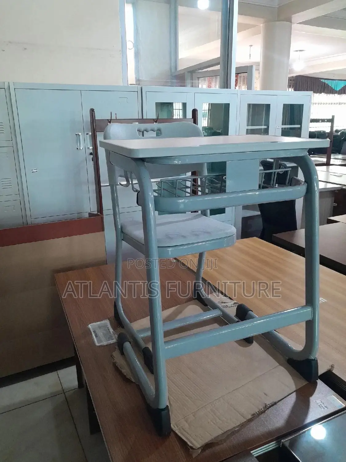 Child Desk With Chair