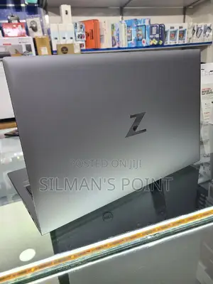New Laptop HP Zbook Fury 15 G7 16GB Intel Core I7 SSD 512GB