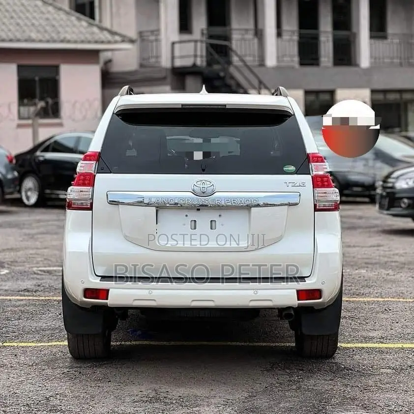 Toyota Land Cruiser Prado 2.8 D-4D 2015 White