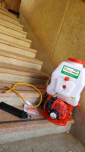 Knapsack Sprayer.