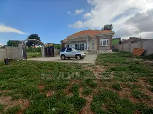 Furnished 4bdrm House in Kira for sale