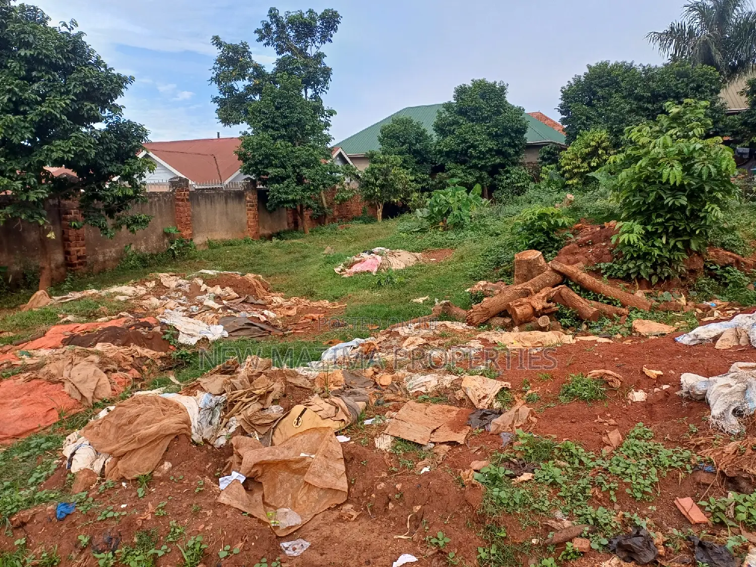 Buziga Pride Plot on Quicksale Near Main Rd
