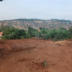 Affordable Plot on Quick Sale in Heart of Najjanankumbi