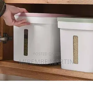 Large Food Storage Containers.