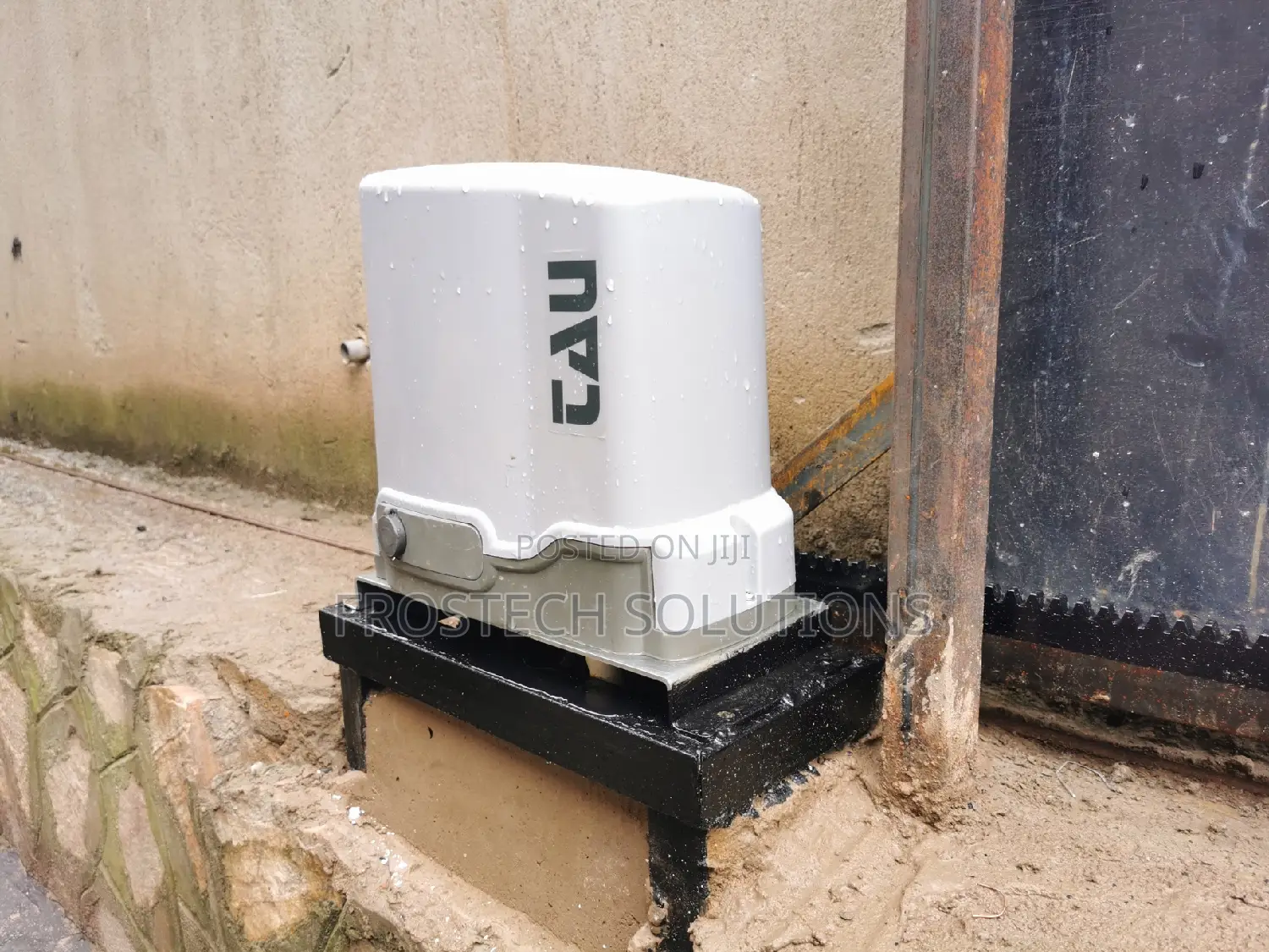 TAU – 800KG Italian Sliding Gate Motor