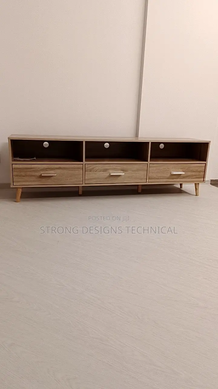 180x40x54cm Tv Stand. / Tv Console