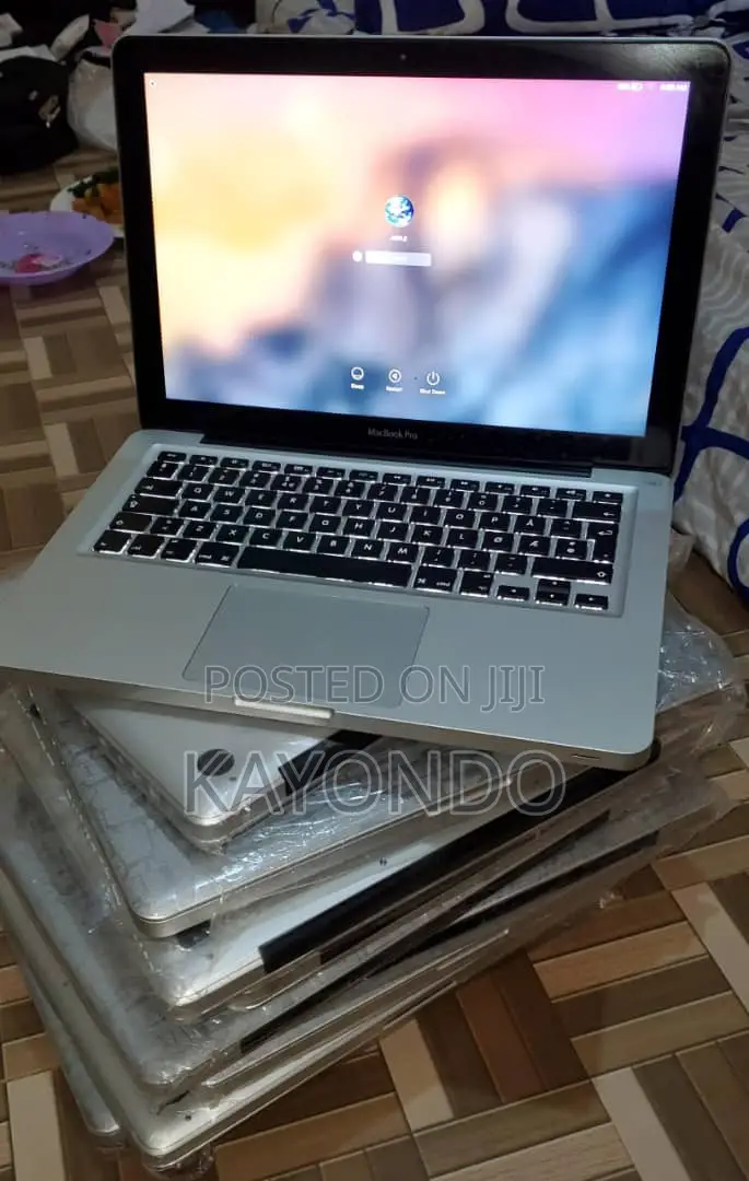 Laptop Apple MacBook Pro 8GB Intel Core I5 HDD 500GB