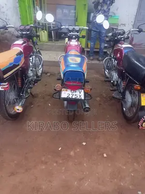 Bajaj Boxer 100 2023 Red
