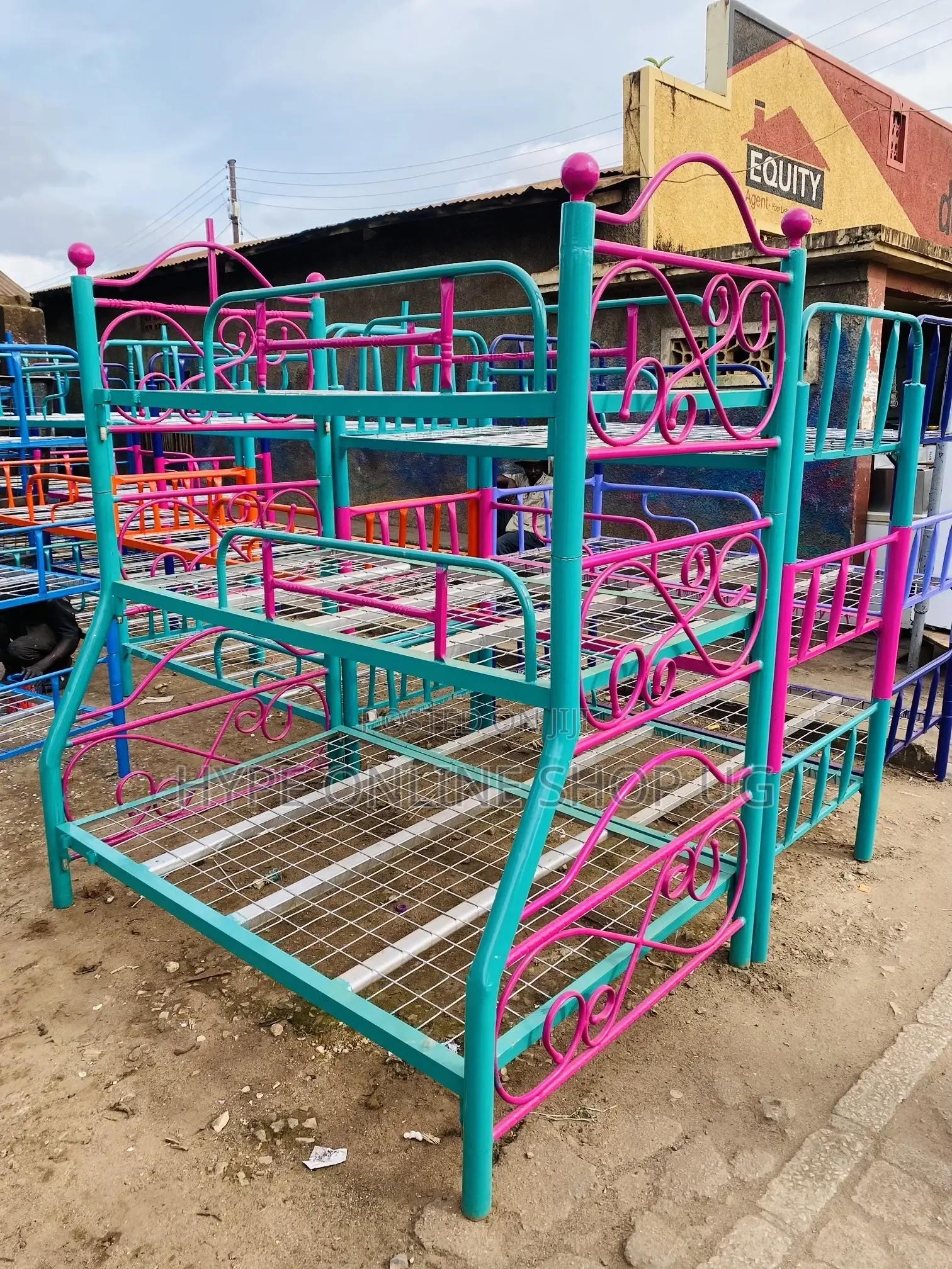 King Size Heavy 3decker Bed