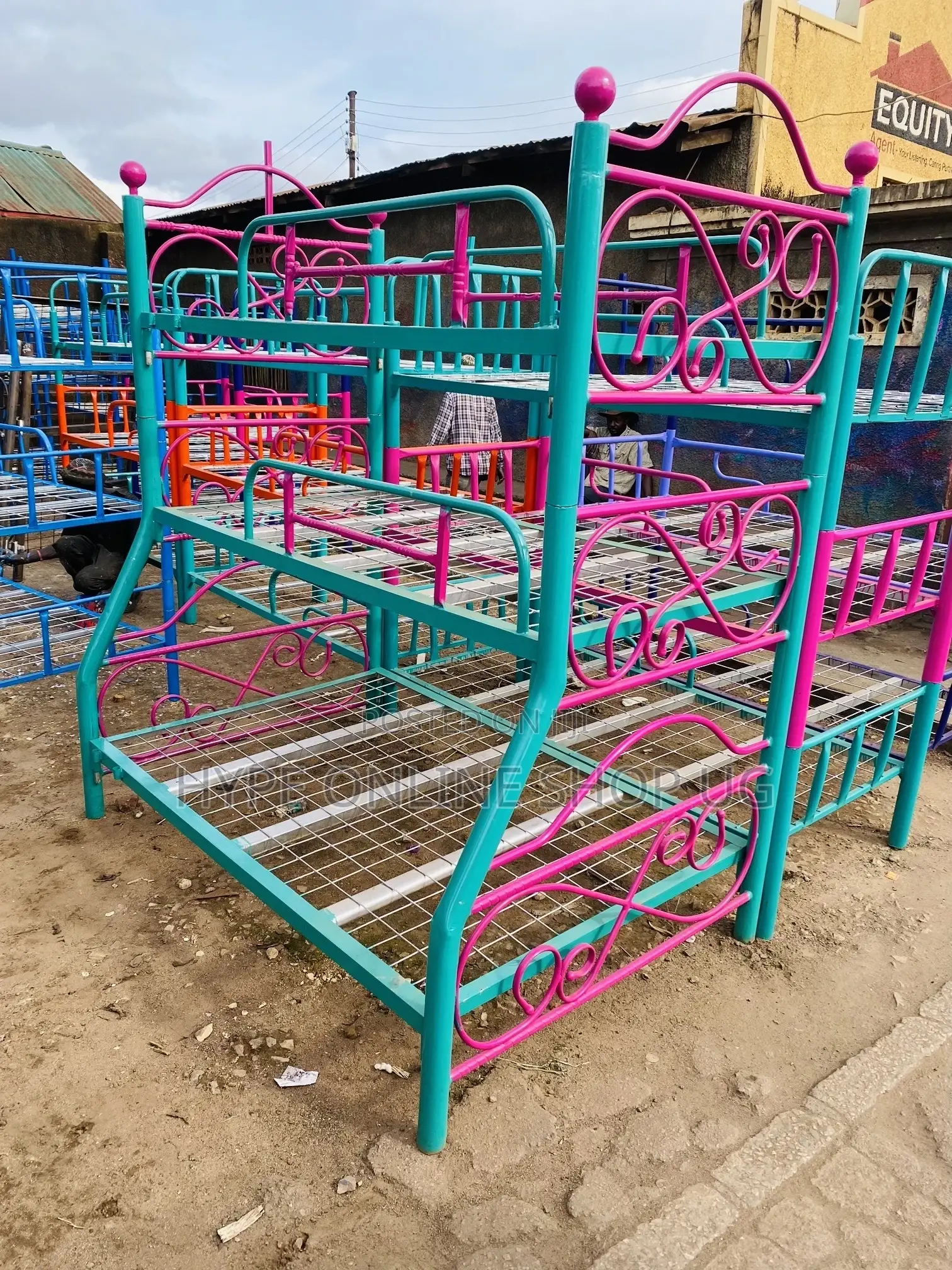 King Size Heavy 3decker Bed