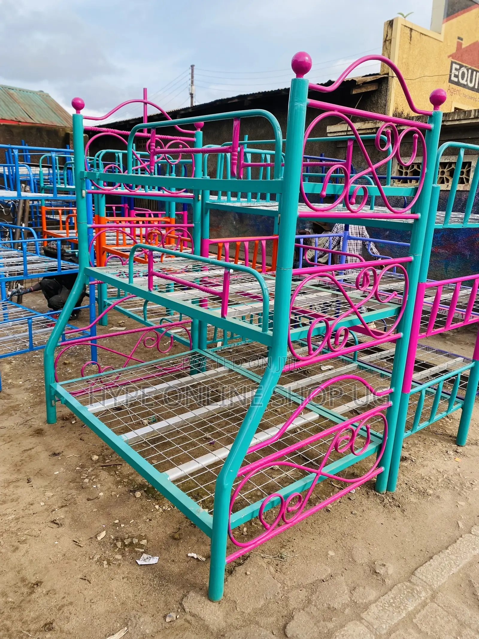 King Size Heavy 3decker Bed
