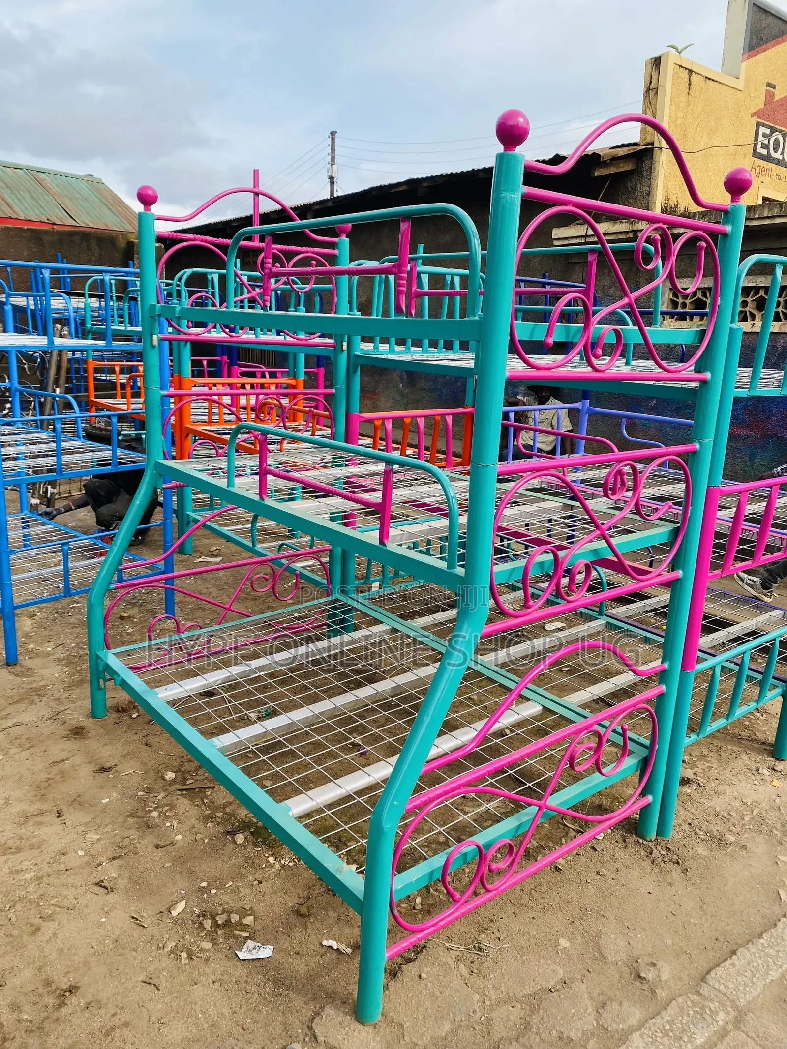 King Size Heavy 3decker Bed