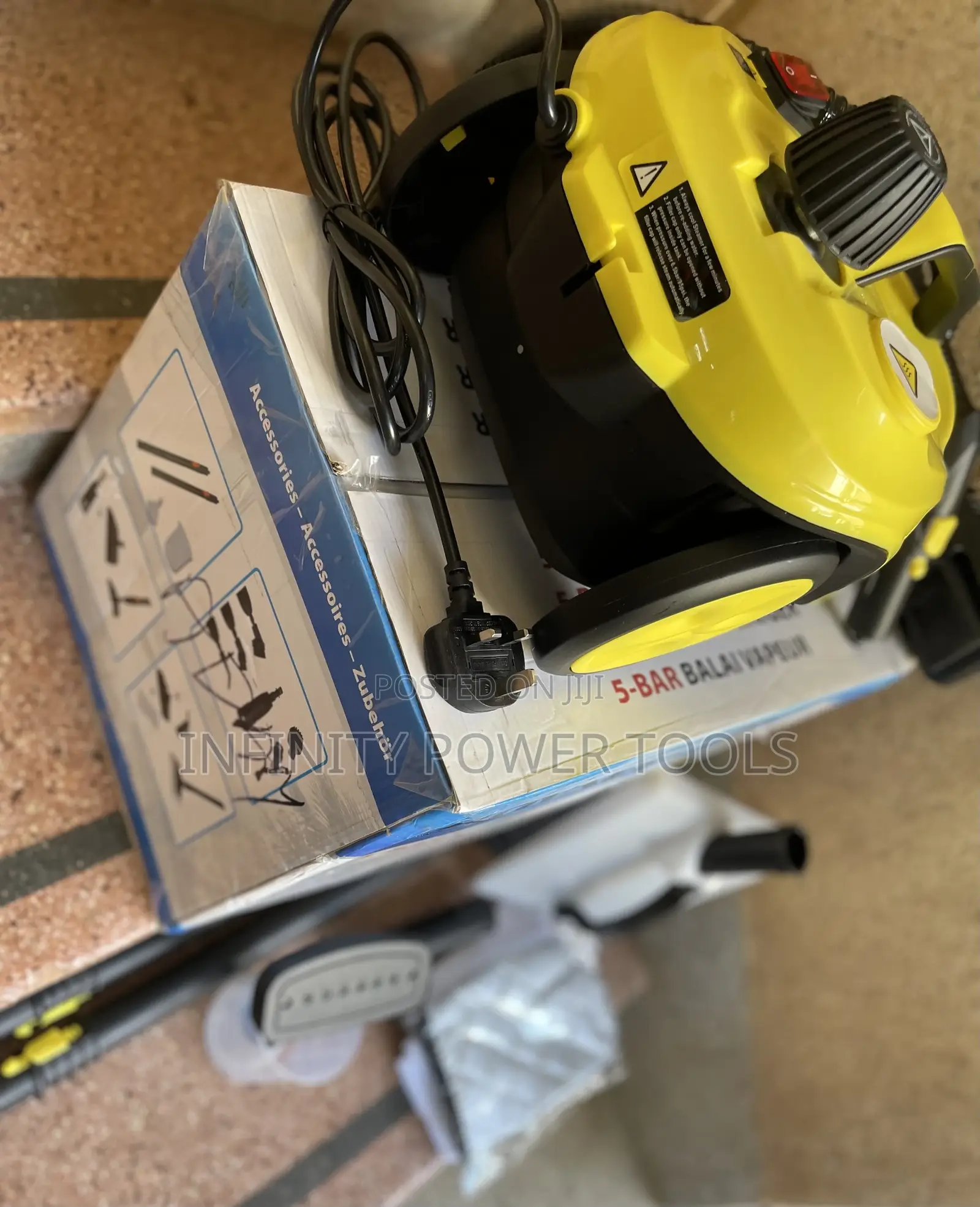 5 Bar Steam Cleaning Machine Royalty