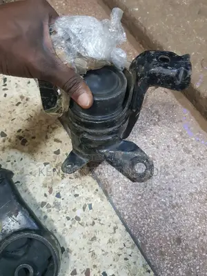 Engine Mountings for Premio 2008