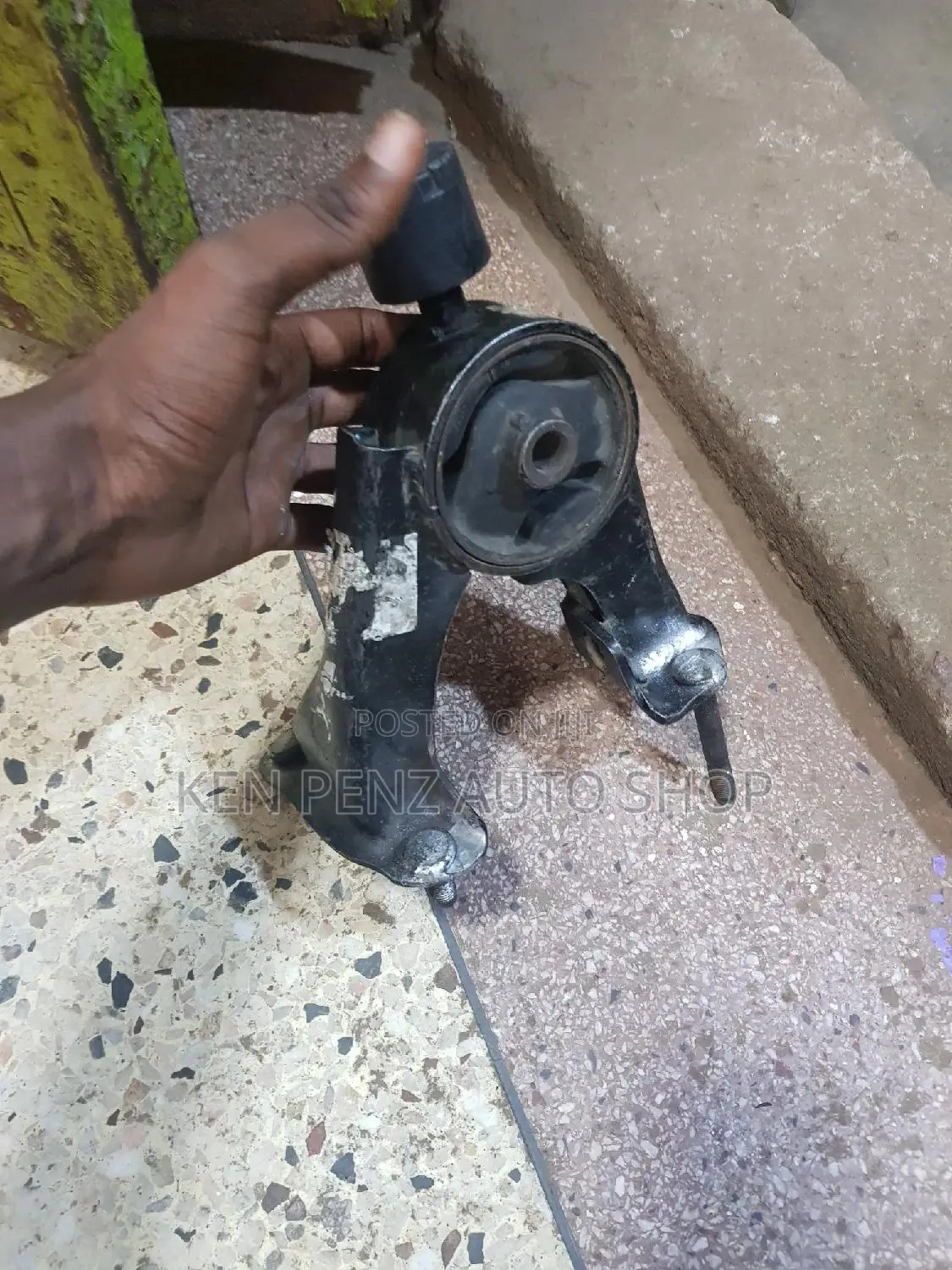 Rear Engine Mountings for Toyota Premio 2009