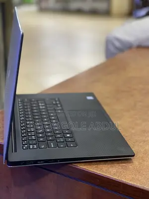 New Laptop Dell Precision 15 5540 16GB Intel Core I7 SSD 512GB