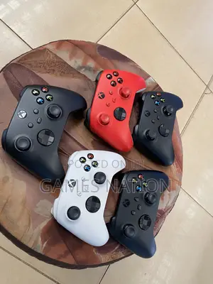 Xbox Series X Controllers