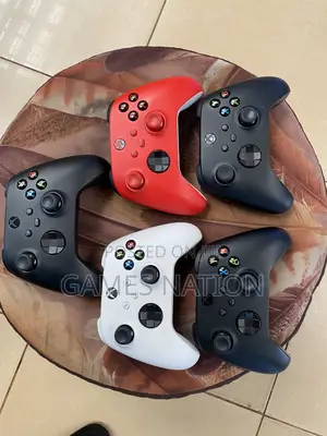 Xbox Series X Controllers