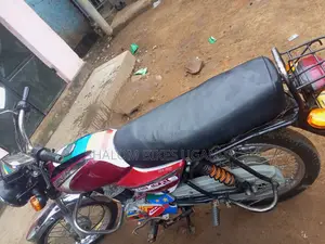 Bajaj Boxer 2016 Red