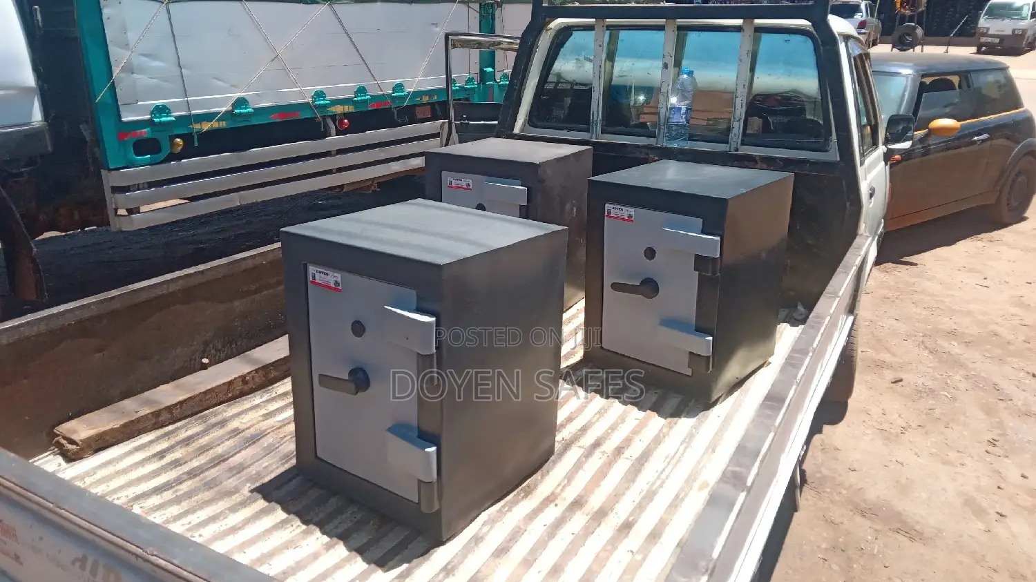 150kgs Doyen Safes