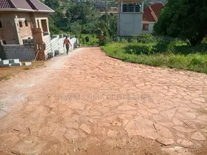 20 Decimals on Forced Sale in Heart of Bwebajja Heights