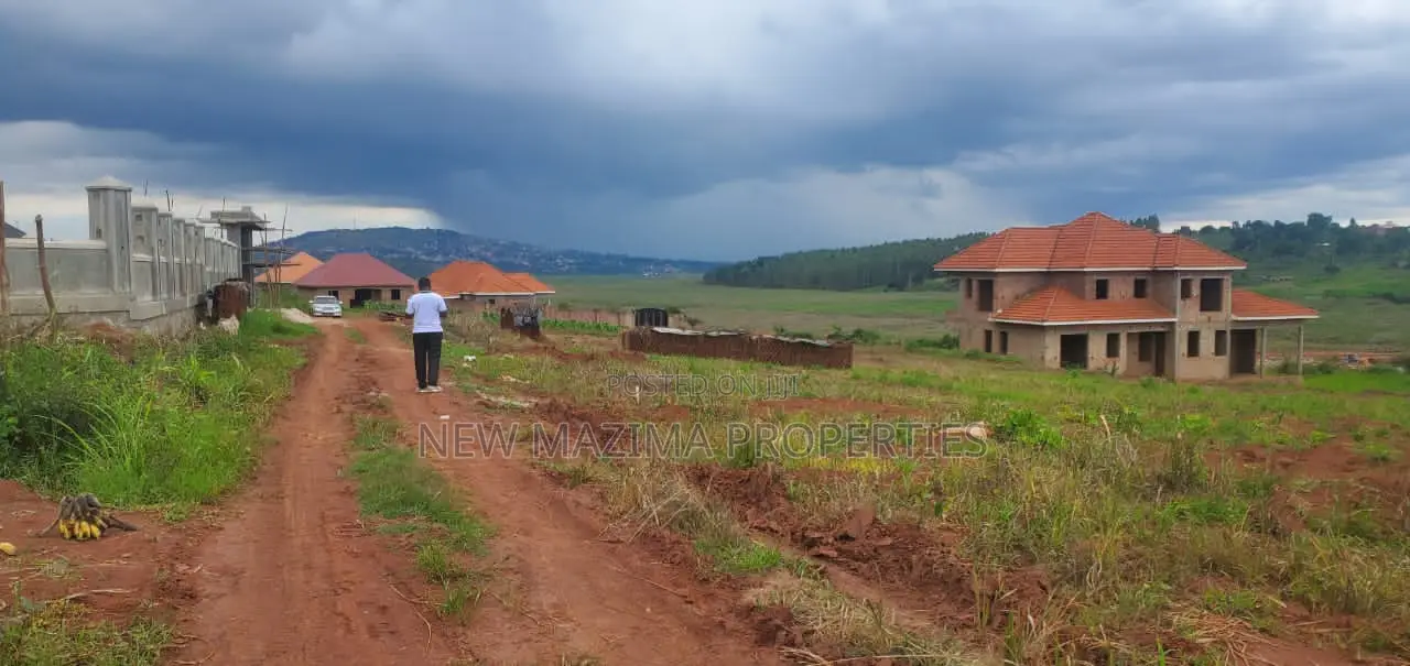 Nsangi Katereke Developed Estate With Verynice Titled Plots
