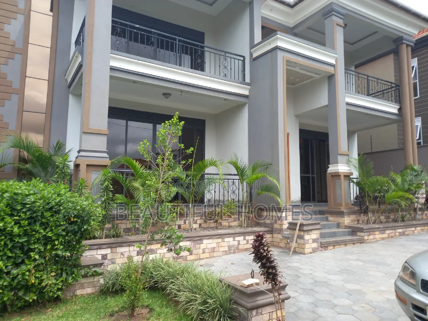 Furnished 6bdrm House in Kisaasi, Nakawa for sale