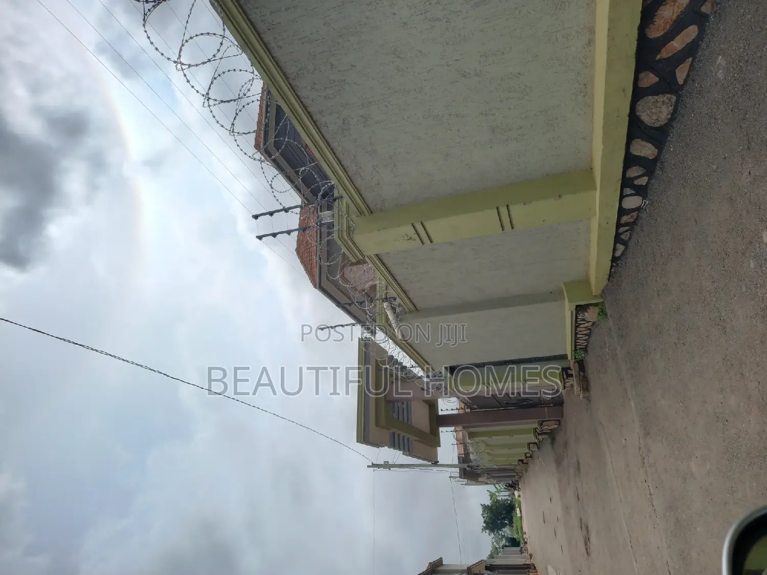 Furnished 6bdrm House in Kisaasi, Nakawa for sale