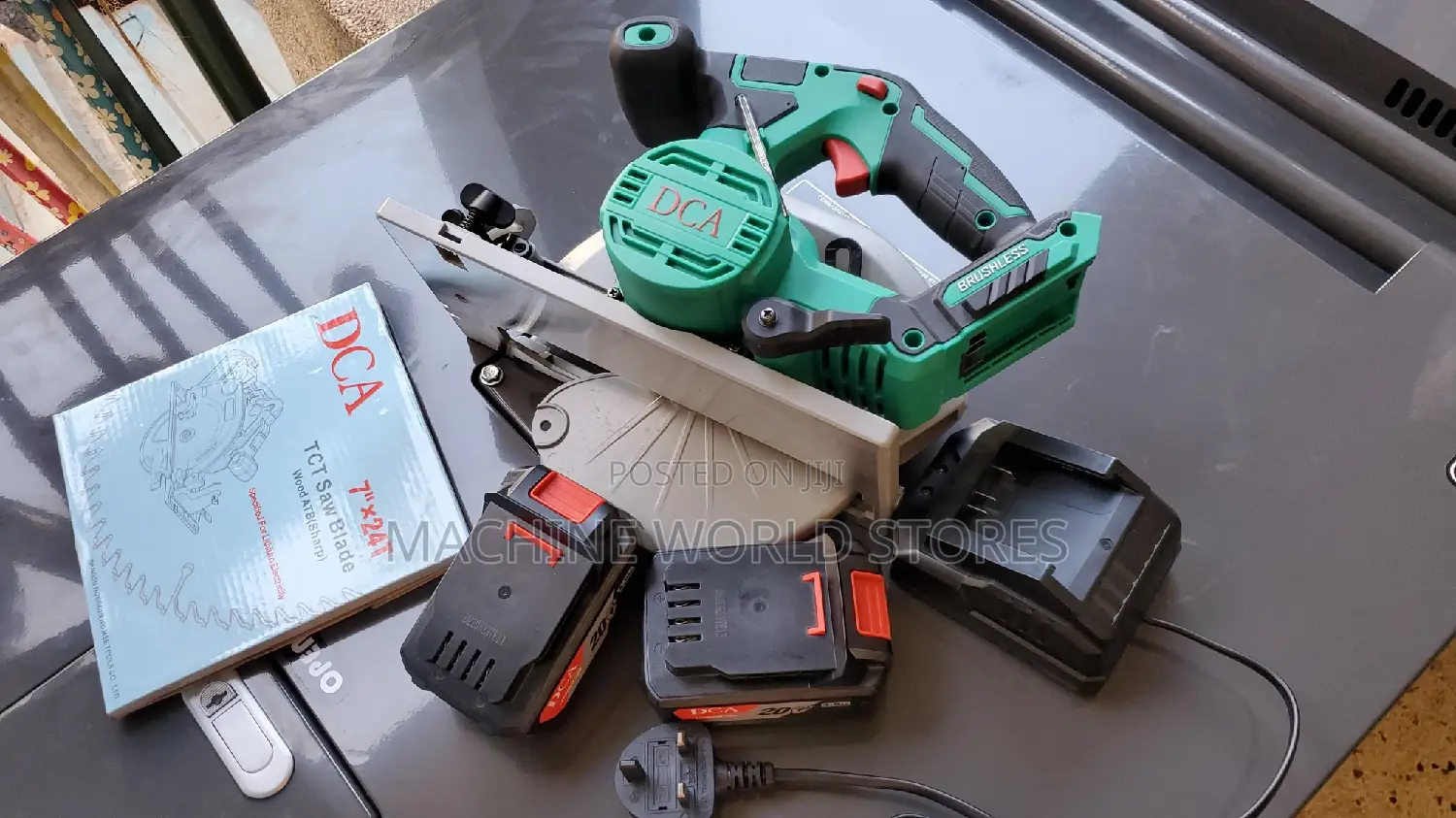Cordless Circular Saw DCA