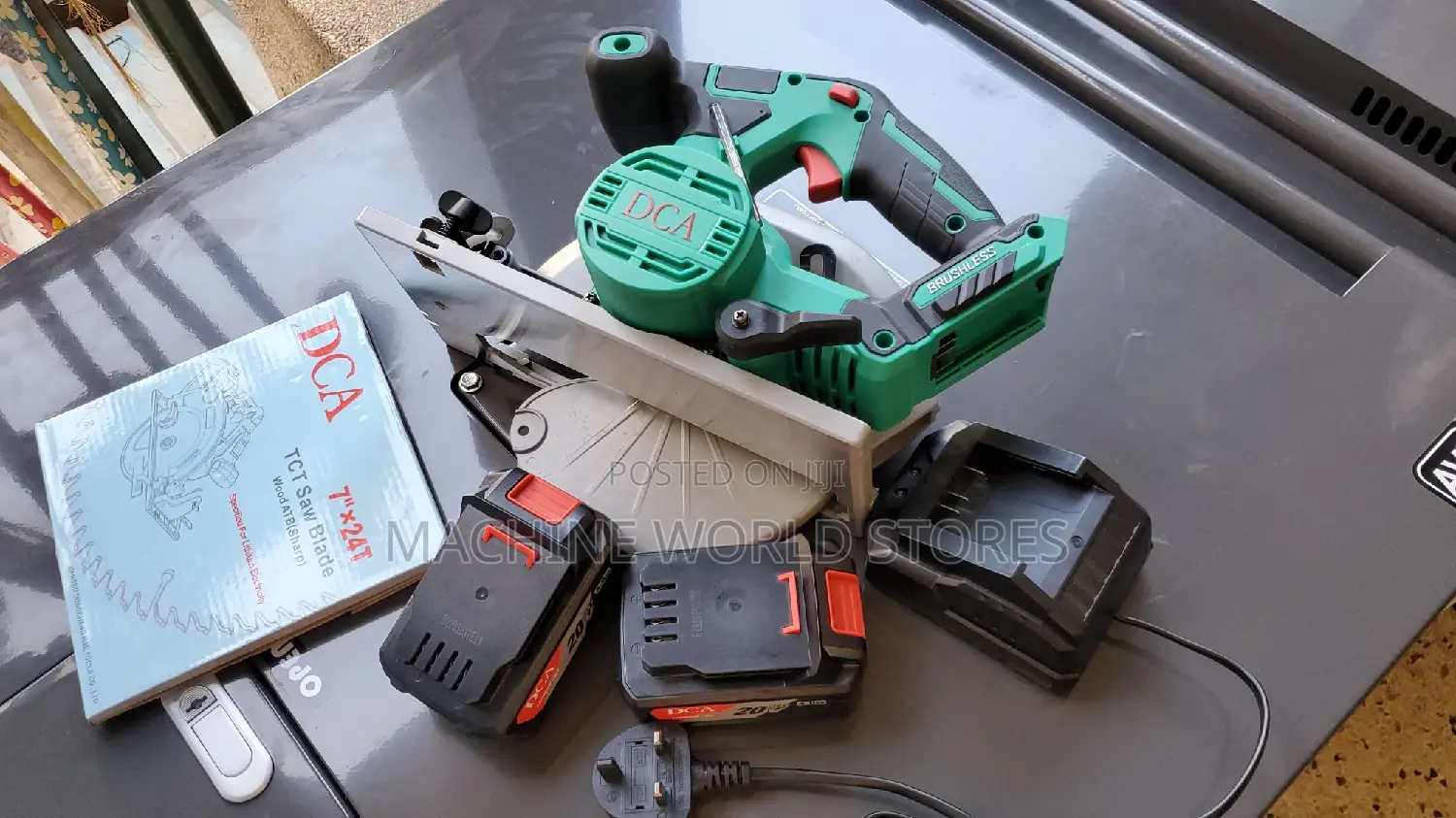 Cordless Circular Saw DCA