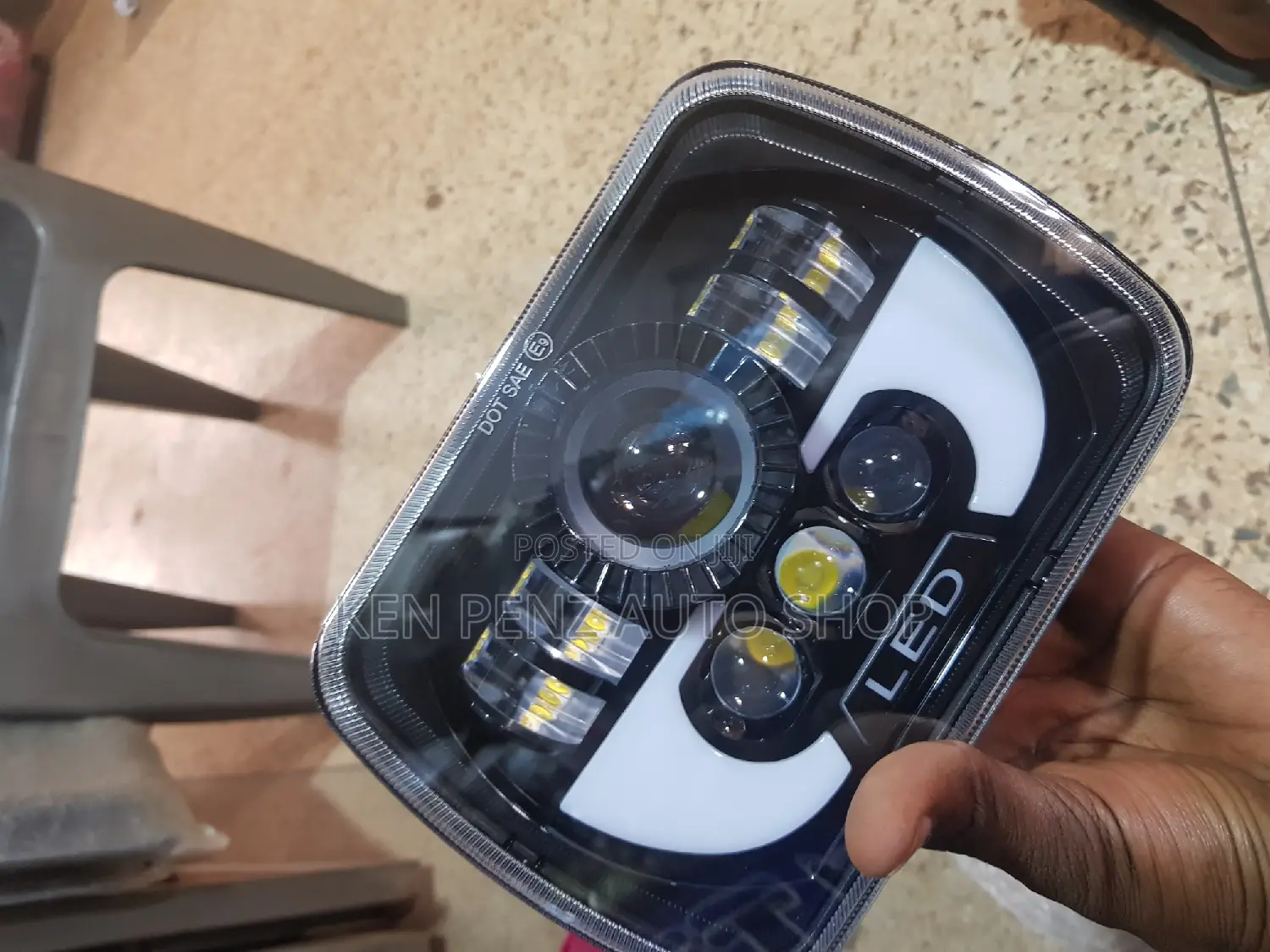 Hillux and Landcruiser Square Led Lights