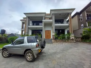 Furnished 6bdrm Duplex in Kisaasi, Nakawa for sale