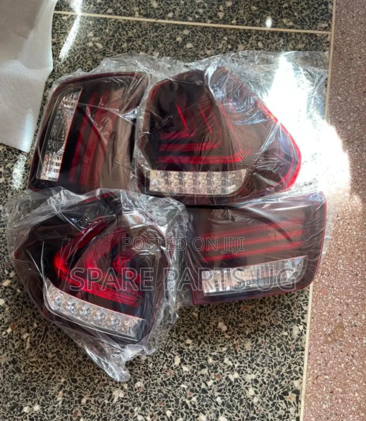 Harrier ( Kawundo ) Red Edition Aftermarket Rearlights