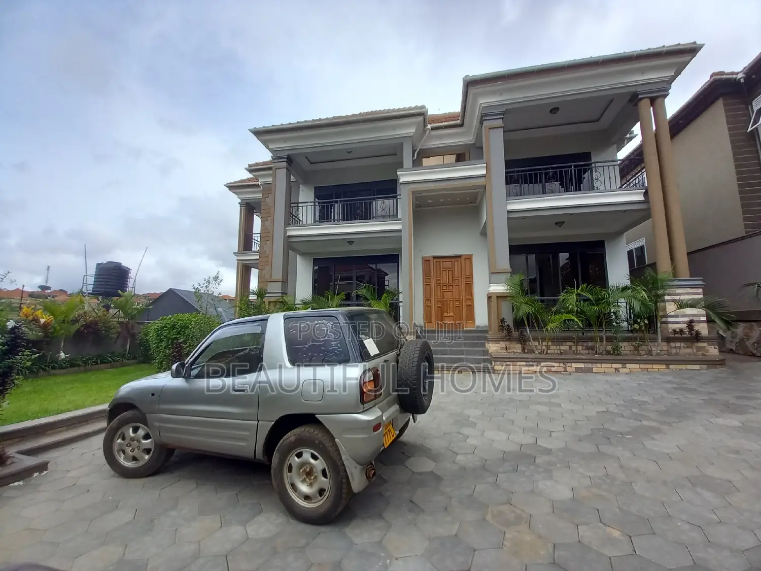 Furnished 6bdrm Mansion in Kisaasi, Nakawa for sale