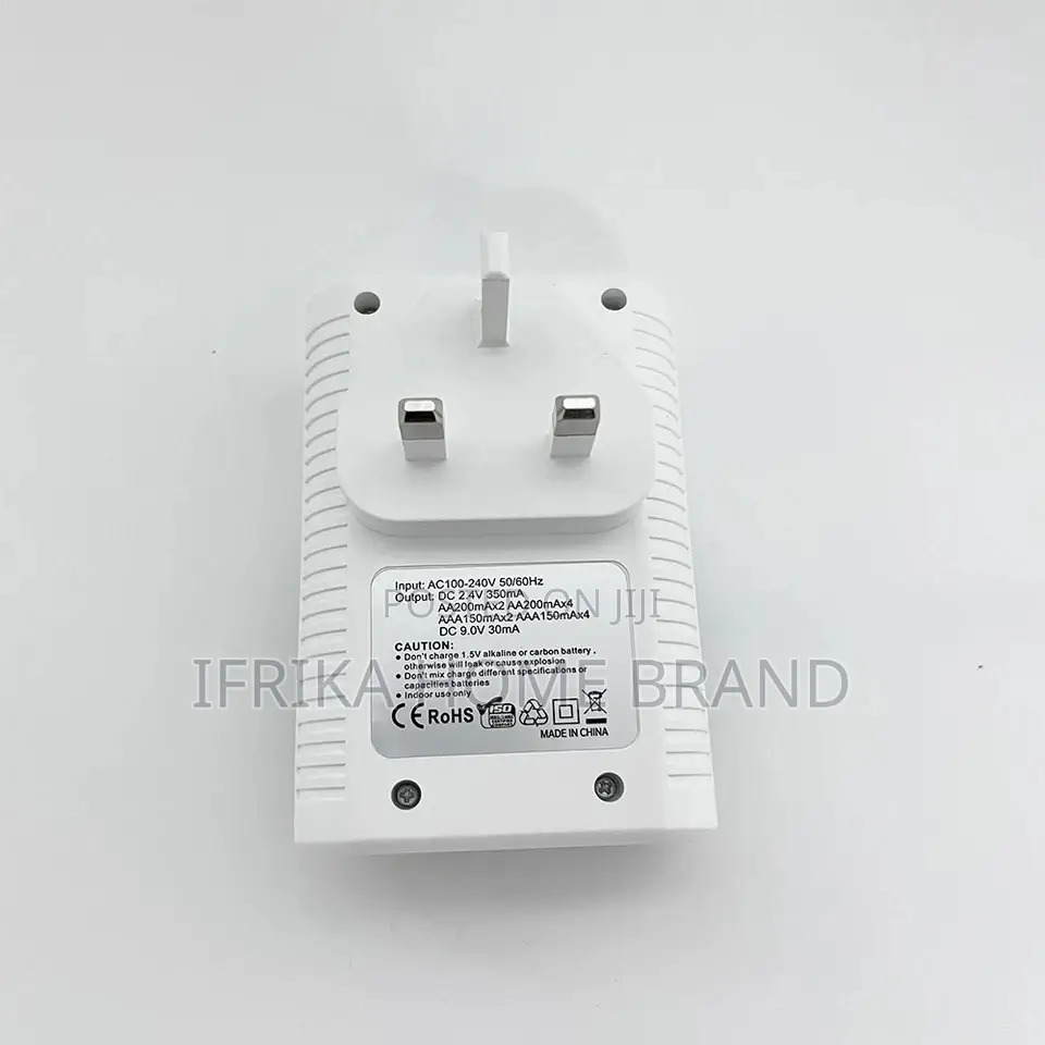 3 in 1 Battery Charger for 2 9v and 4pcs of 1.2v Aa/Aaa Batteries.