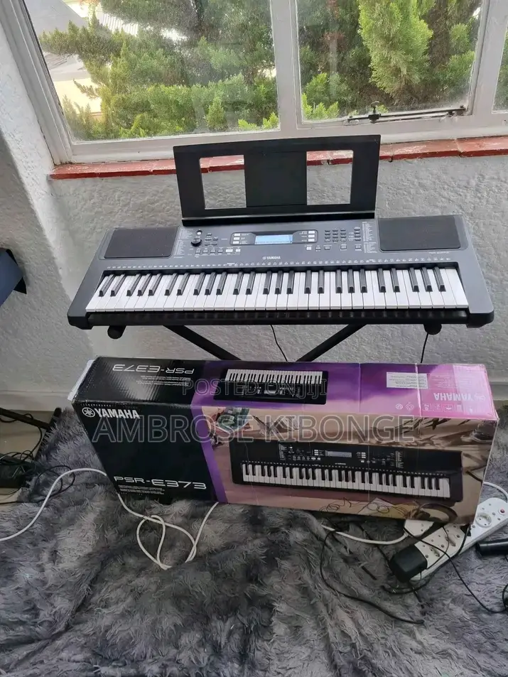 Genuine Original Yamaha PSR-E373 Portable Keyboard.