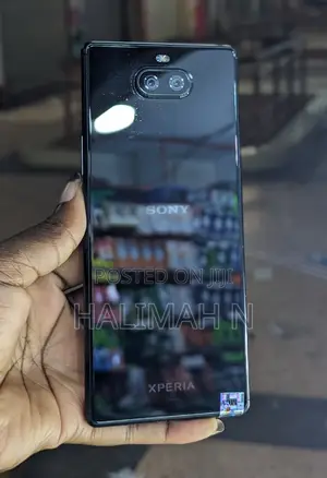 Sony Xperia 8 SOV42 64 GB Black