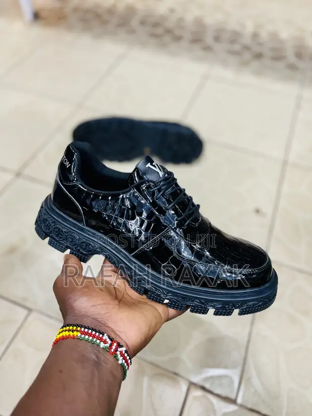 Original Men'S Louis Vuitton Shinny Big Sole Shoes in Central