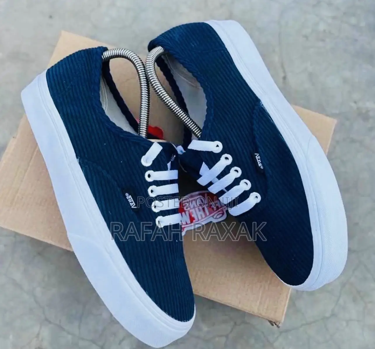 Original Blue Velvet Vans Off the Wall