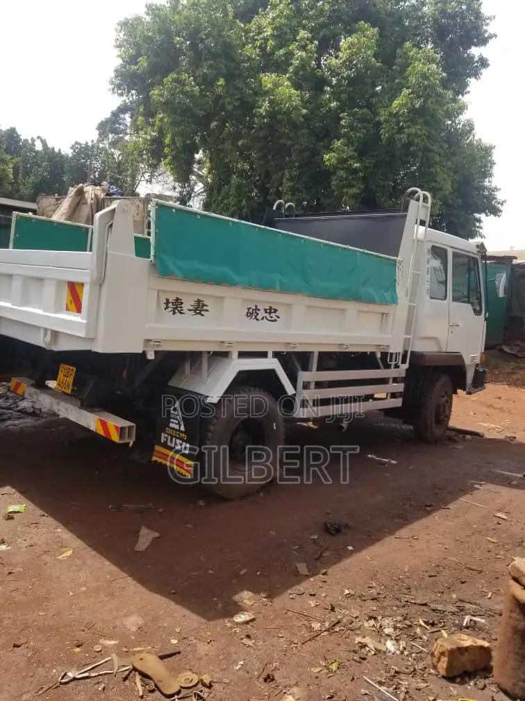 Fuse Fighter Dumper - Slightly Used in Uganda