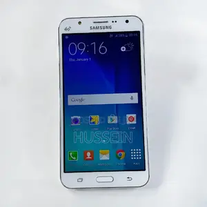 Samsung Galaxy J7 16 GB White