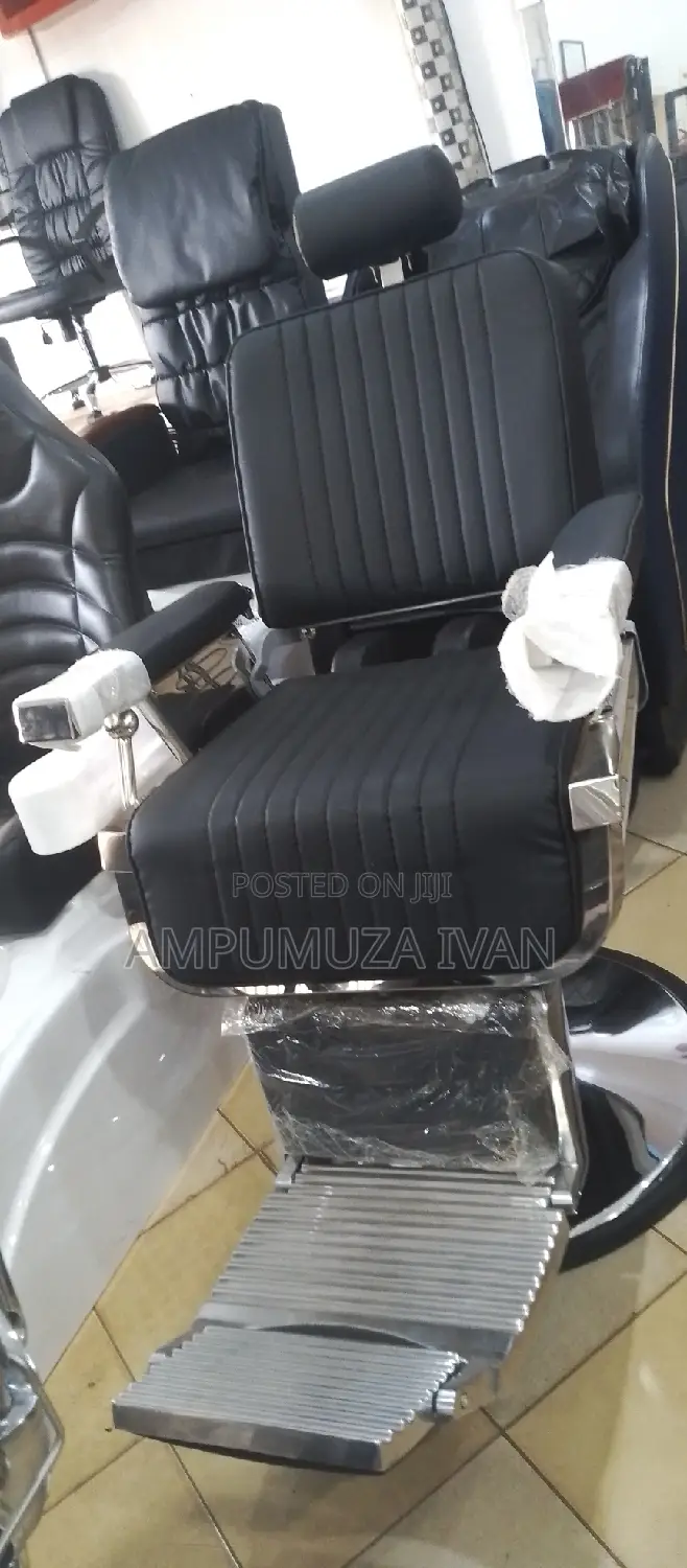 Barber Chair 8885