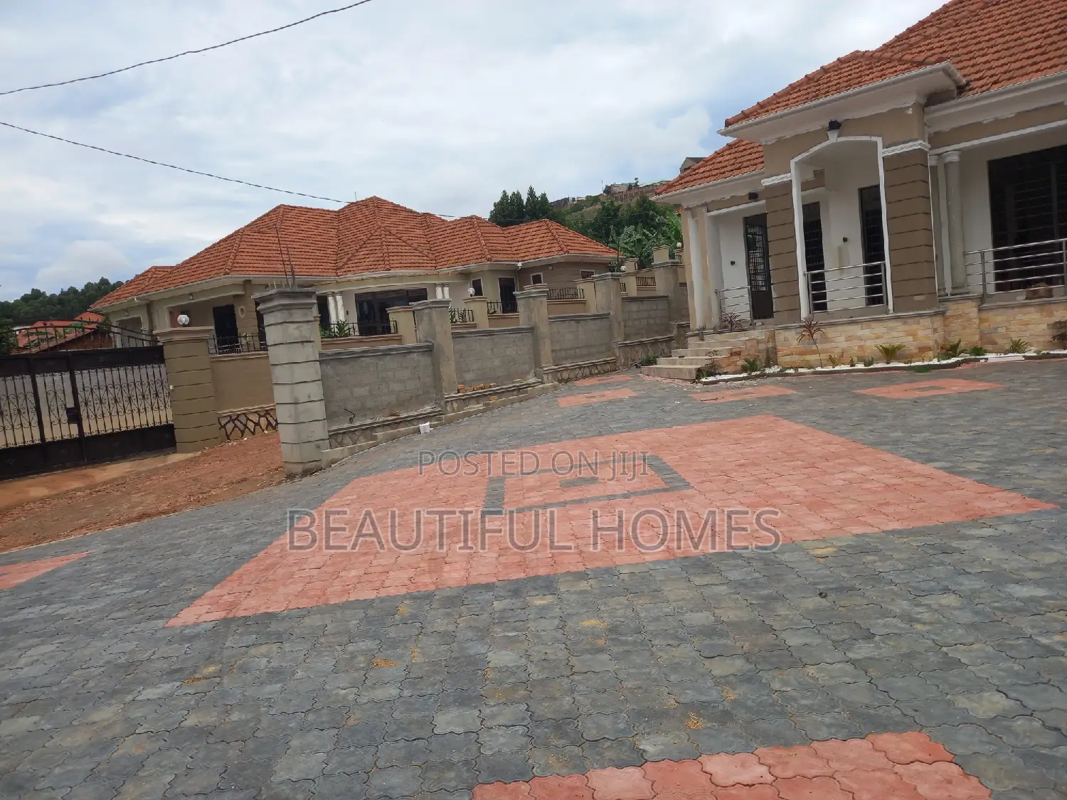 Furnished 5bdrm House in Bwebajja, Central Division for sale