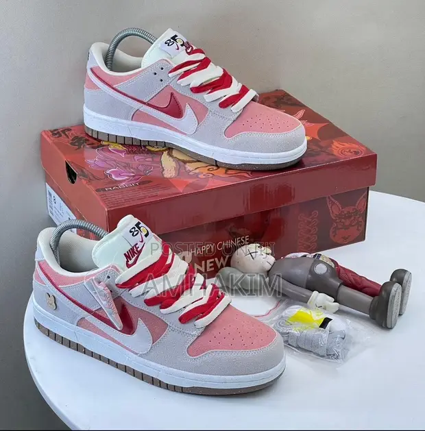 Nike Dunk Low 85 Double Swoosh Sb in Stock in Central Division