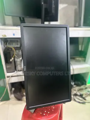 22.5 Inches Dell Flat Monitor