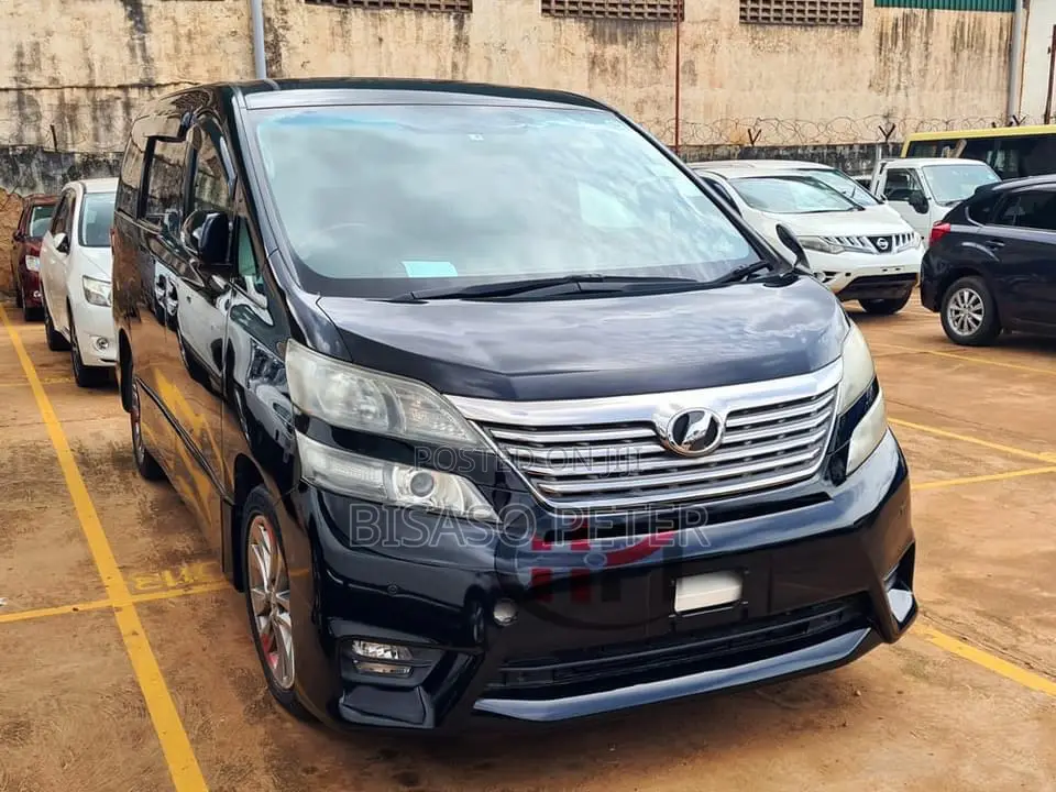 Toyota Vellfire 2011 Black